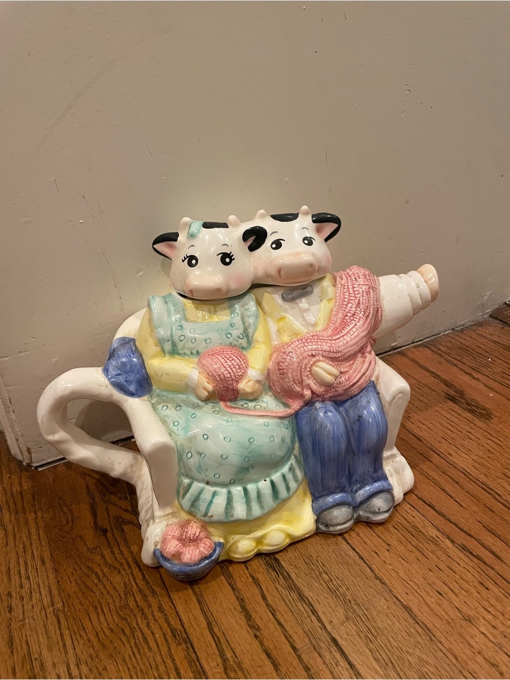 Vintage Applause Inc Ceramic Cow Couple Figurine Teapot